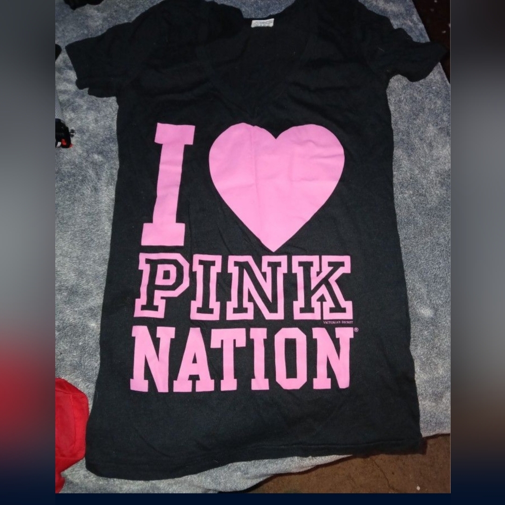 Vs Pink Tee Size Xs